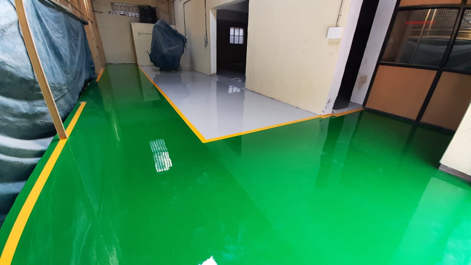 Self-Leveling Epoxy Flooring System 2